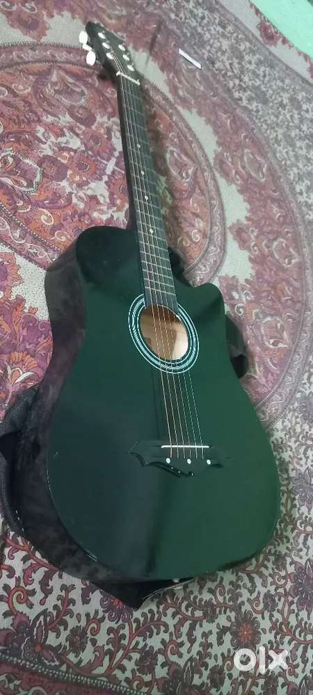 Black Guiter