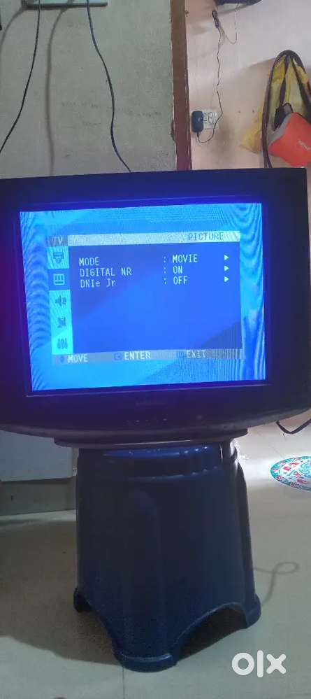 Old modal colour TV in good working condition