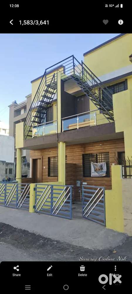 Row house at prime location