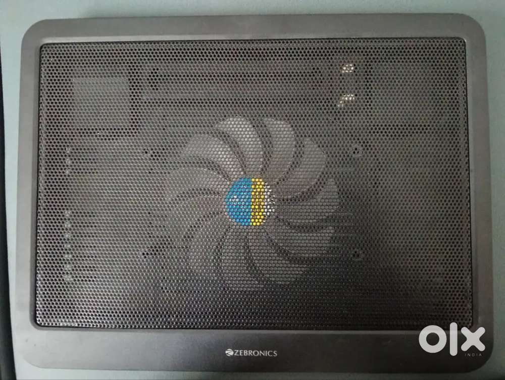 Laptop cooling pad