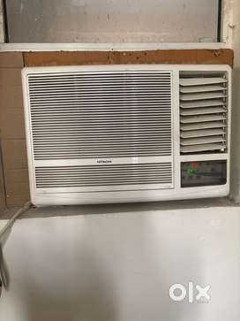 Hitachi 1.5 ton Window AC + stabilizer
