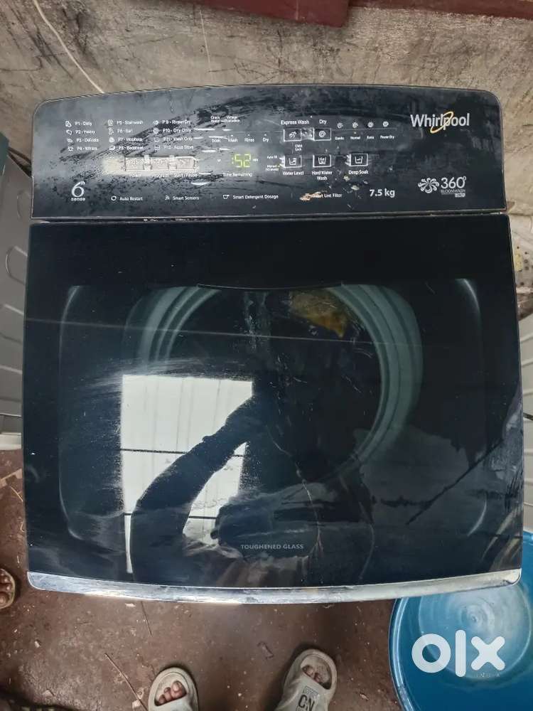 7.5 KG washing machine available