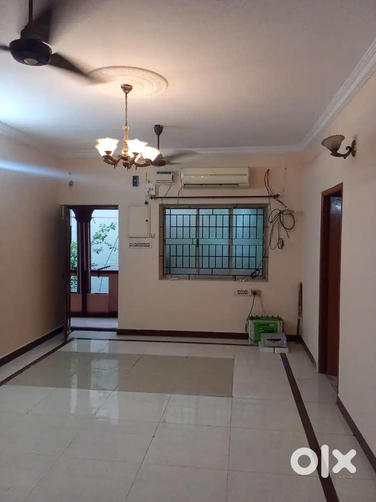 Nungambakkam 3 BHK Flat For Rent