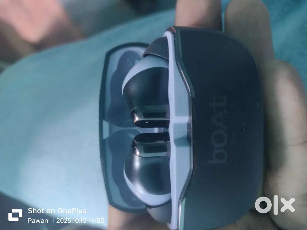 Bhairav communication boat earbuds and wach