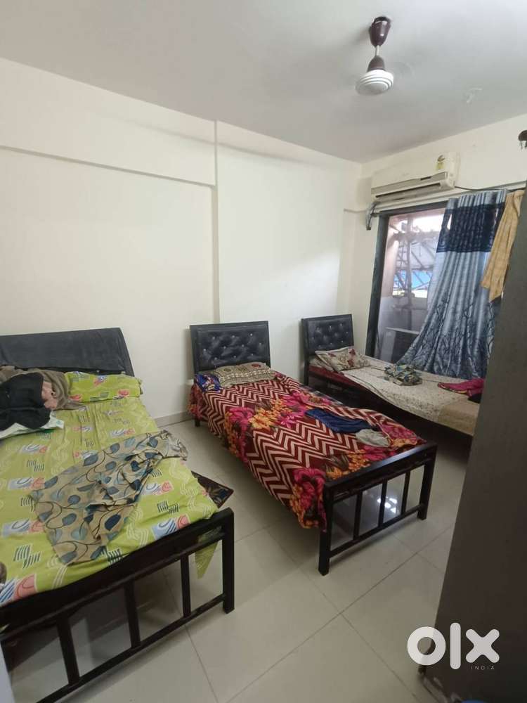 Pg Available in kurla east for boys in low budget