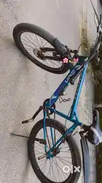 A good condition cycle with stander
