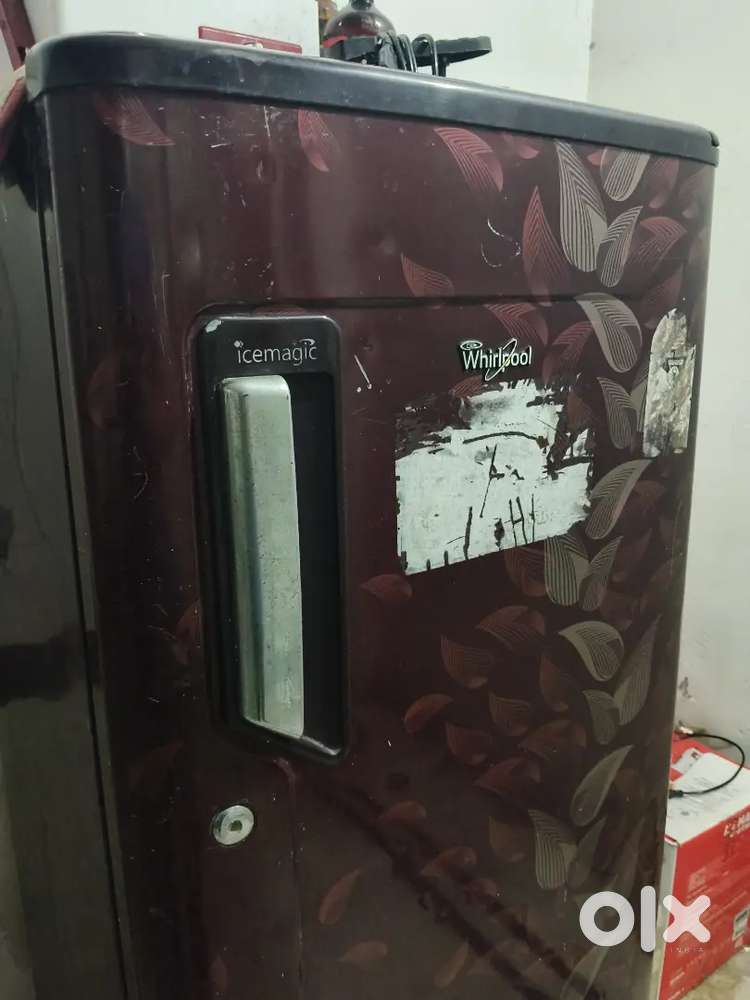 Whirlpool icemagic model.