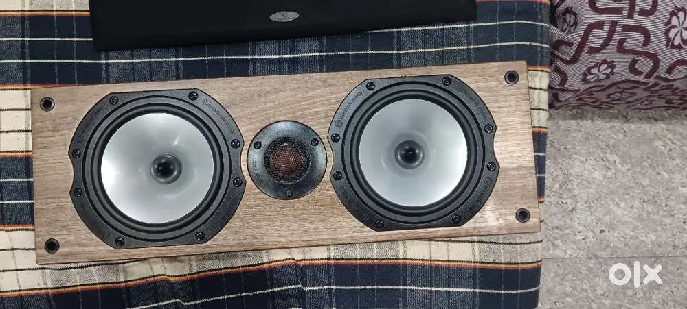Monitor audio mmp2 centre speaker 150watts