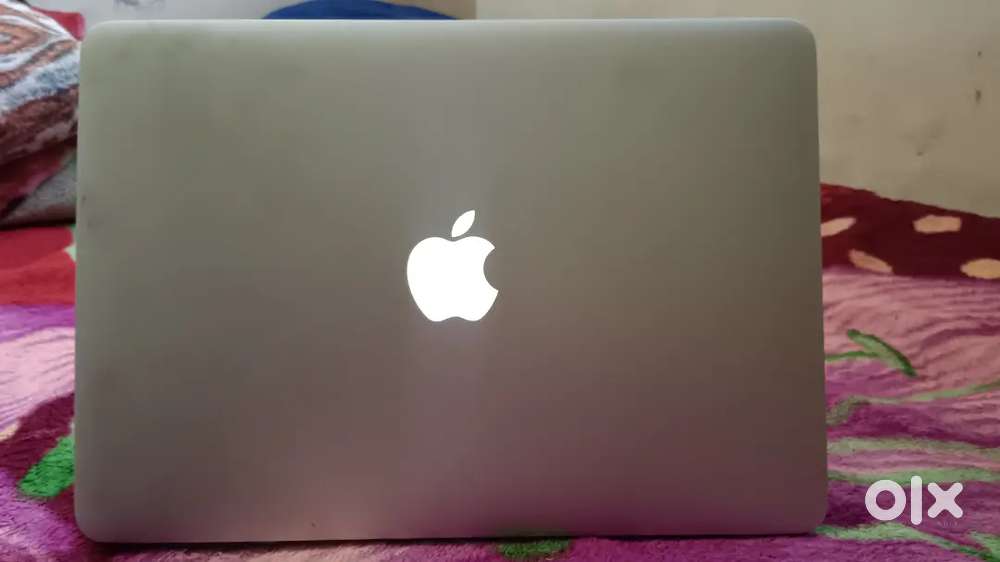 Apple Mac lap