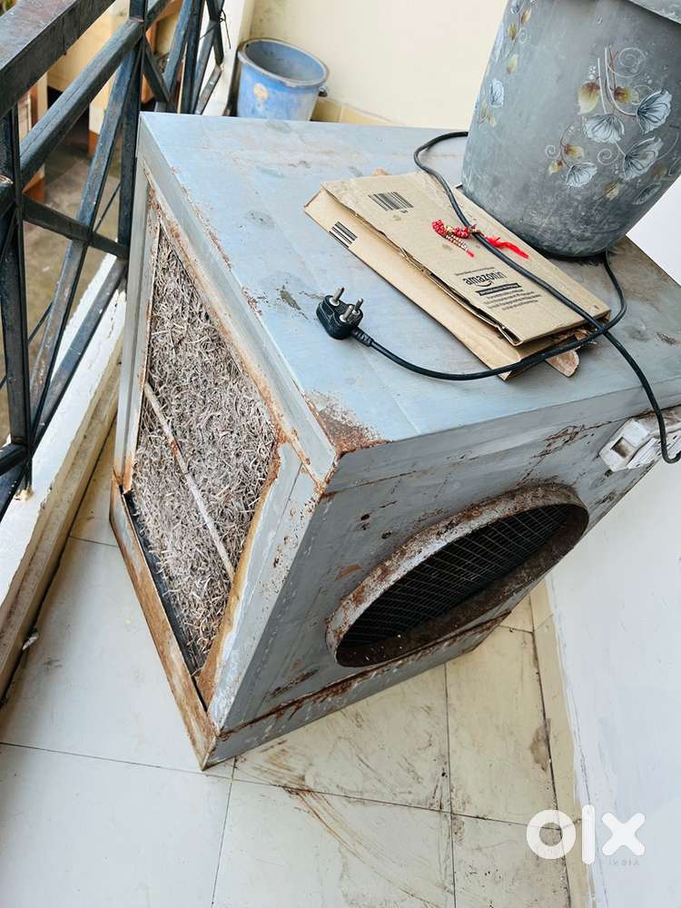 Cooler for sale, in good condition