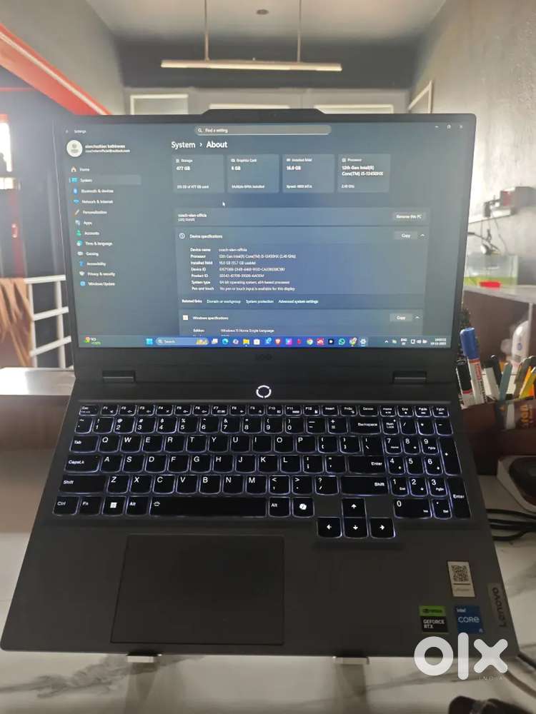 Lenovo LOQ 2025 model with bill and box