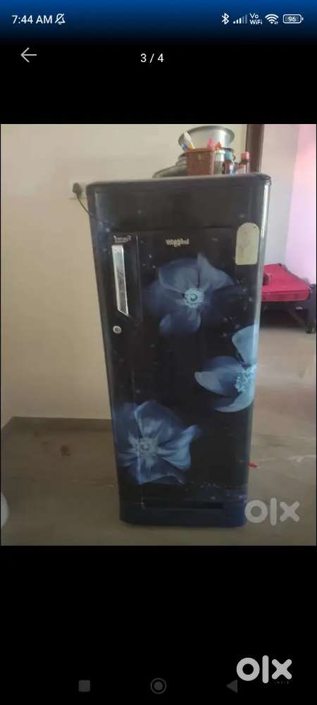 Refrigerator whirlpool