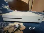 Selling my Xbox One S 1Tb