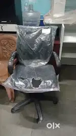 Mesh back chair brand new