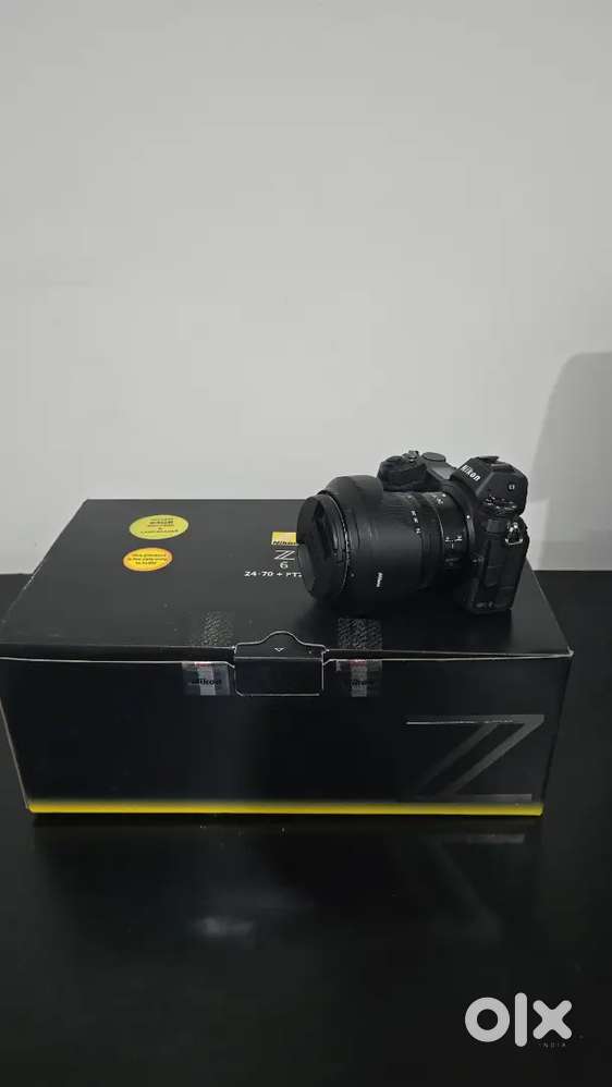 Nikon Z6 mirrorless camera with 24-70mm lens