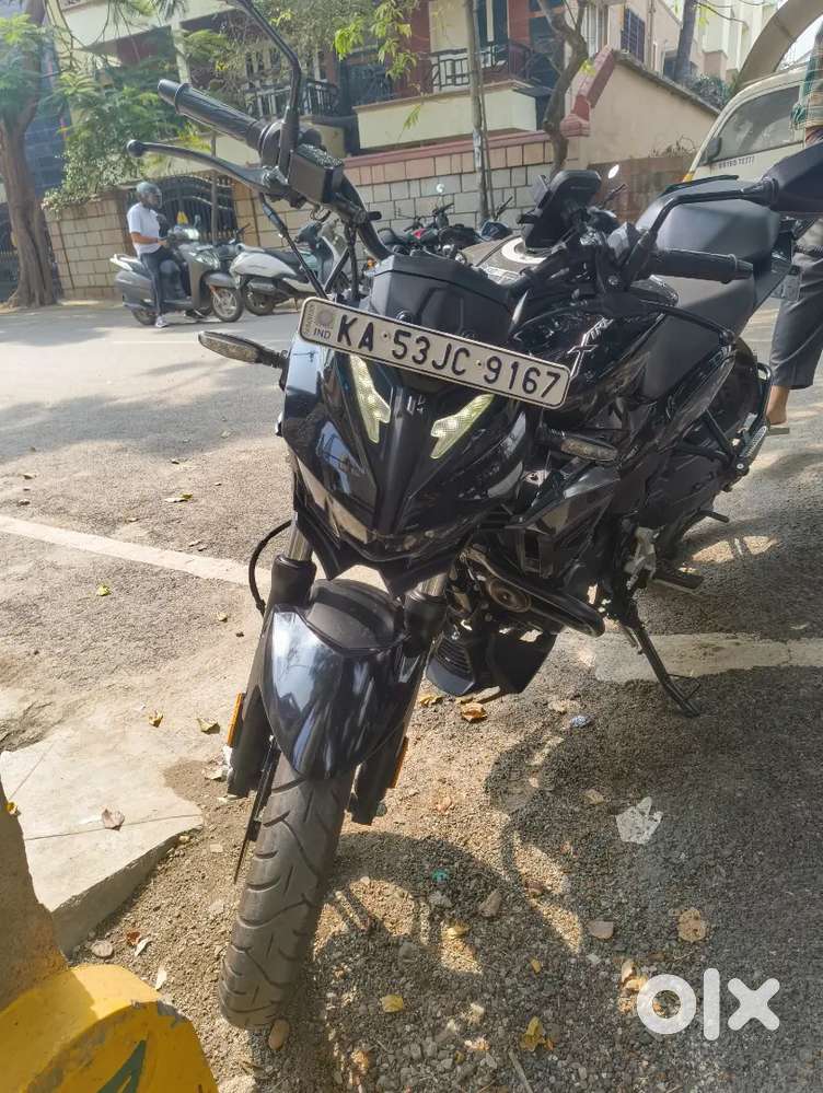 Hero Xtreme 125R ABS 2025 Model – 3800 km – Urgent Sale