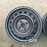 15  inch new rim and tyre 1000 km running 4 hole with tyre