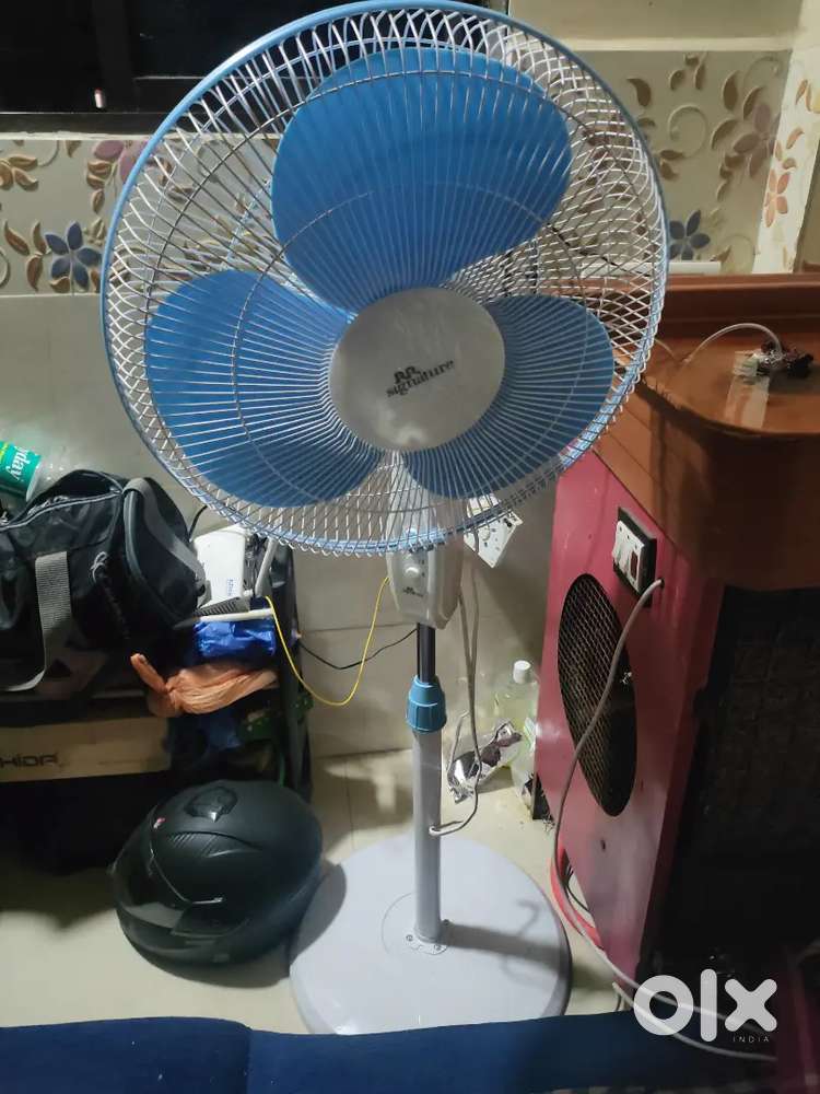 RR standing table fan