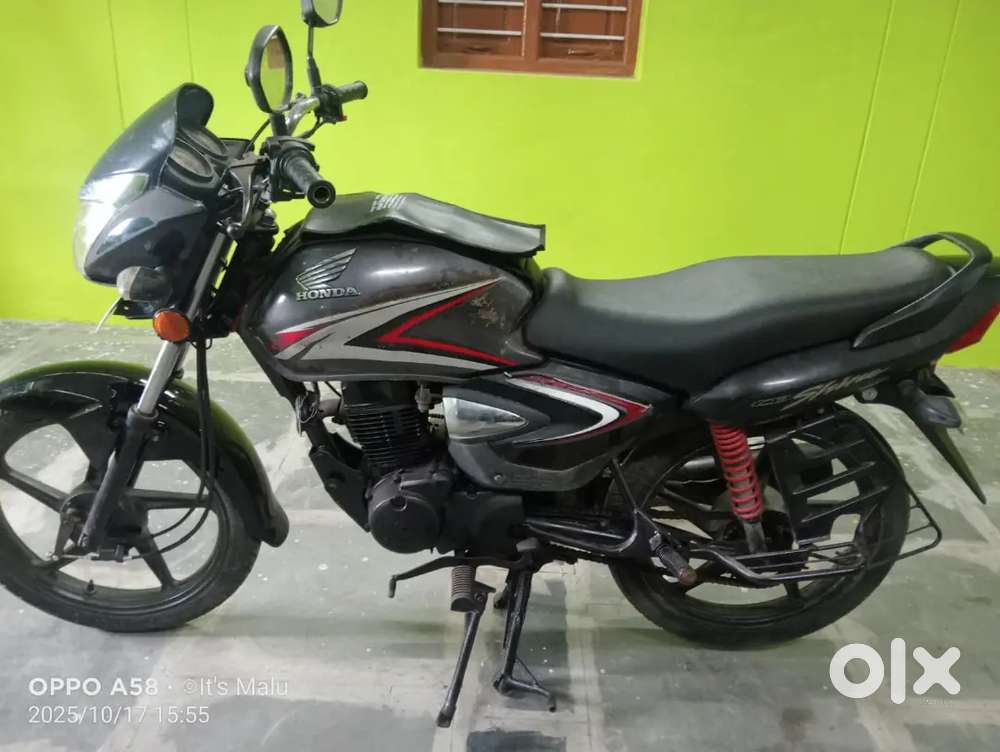 HONDA CB SHINE; MODEL 2019; SELF STARTER ALLOY WHEEL; GREY COLOUR; BS4