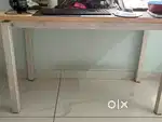Computer table