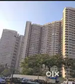 Oberoi Splendor 2-1/2 BHK Aarey facing fully furnished flat for rent