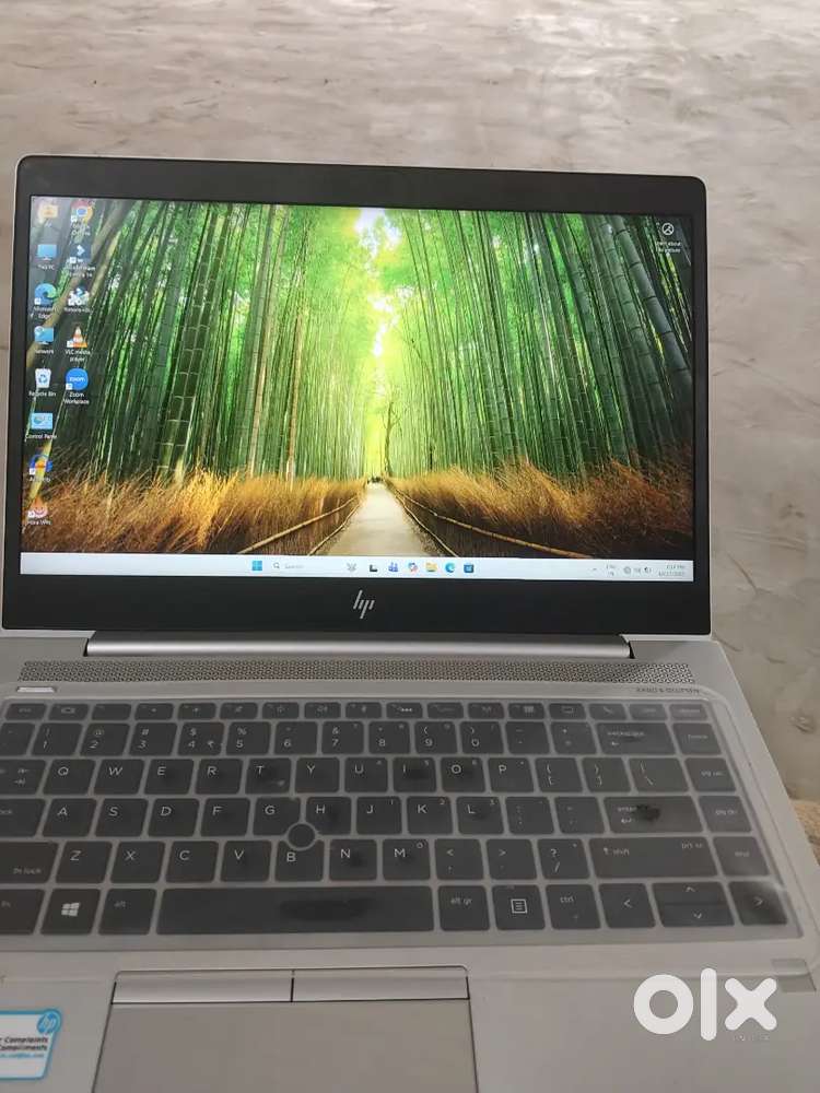 Selling laptop. 8gb ram 256 rom 2gb graphics card 4k display
