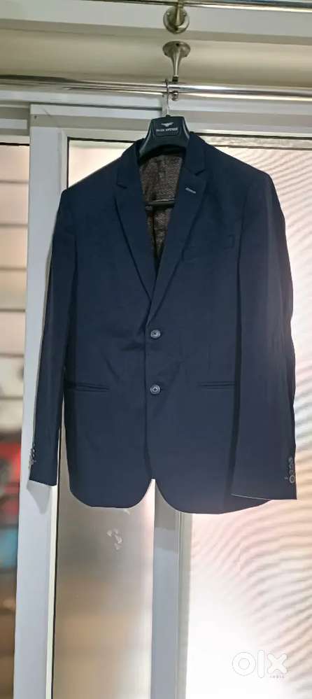 VanHeusen Blazer 40Size Ultra Slim Fit Very Good Condition