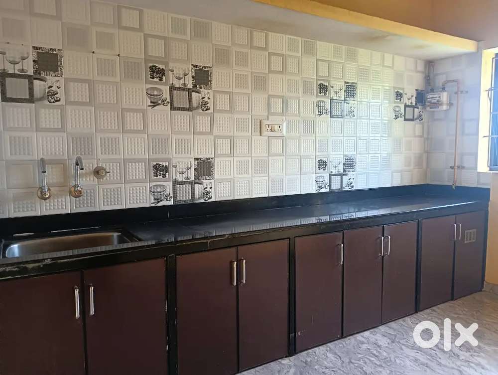 2 Bhk 1st floor House With Carparking Bondel