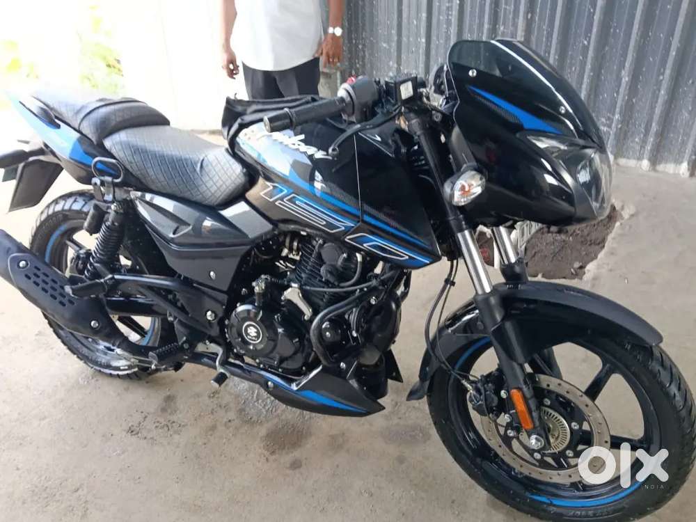 Pulsar 150 2025 model With VIP Plate number 6600