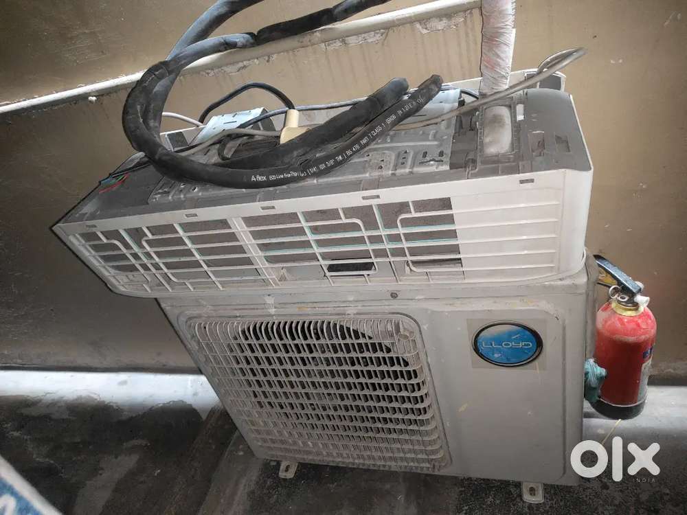 Lloyd 1ton ac for sale