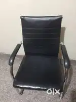 Office visitor and executive chair
