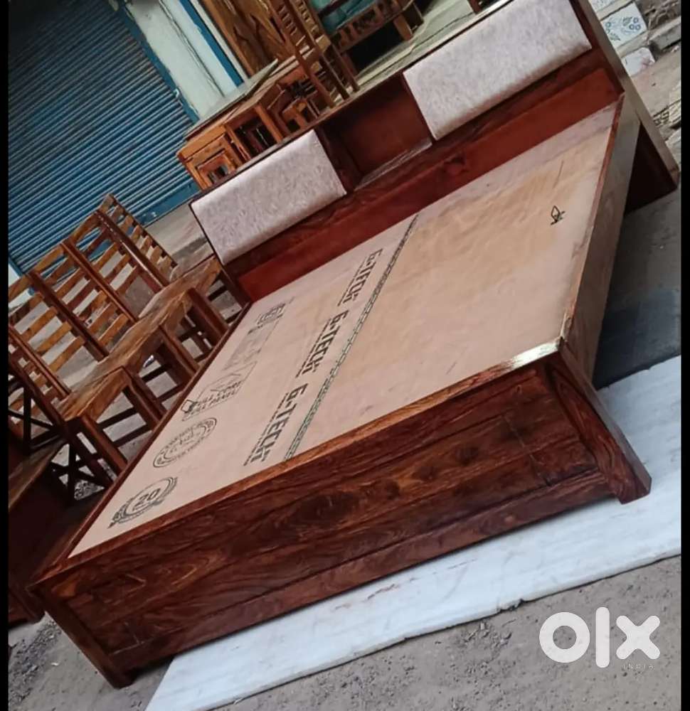 Furniture ka dukaan karna hai