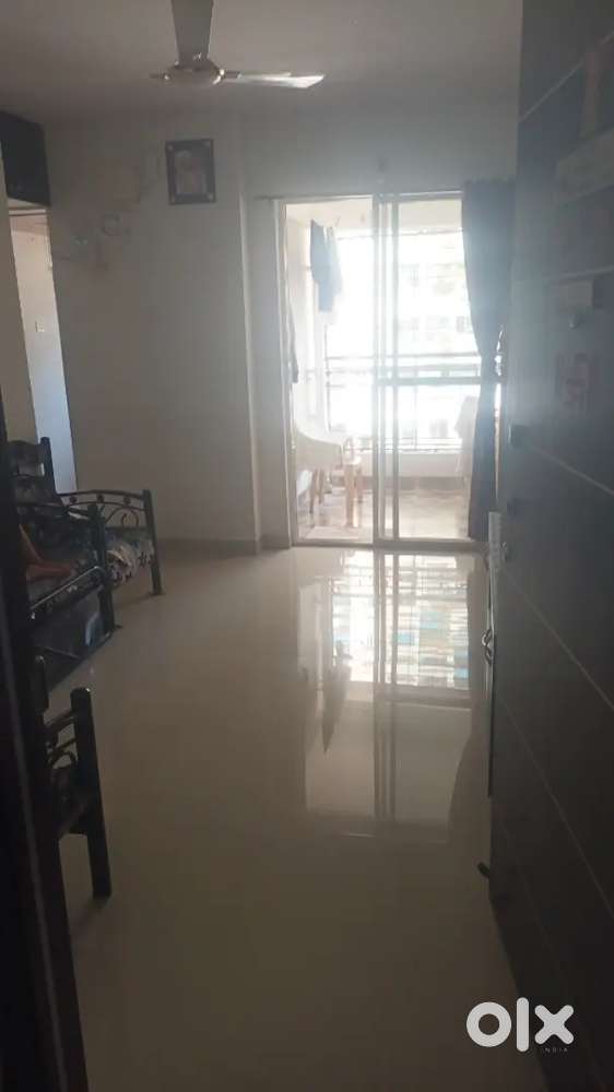 2 BHK Semifurnished flat available on rent