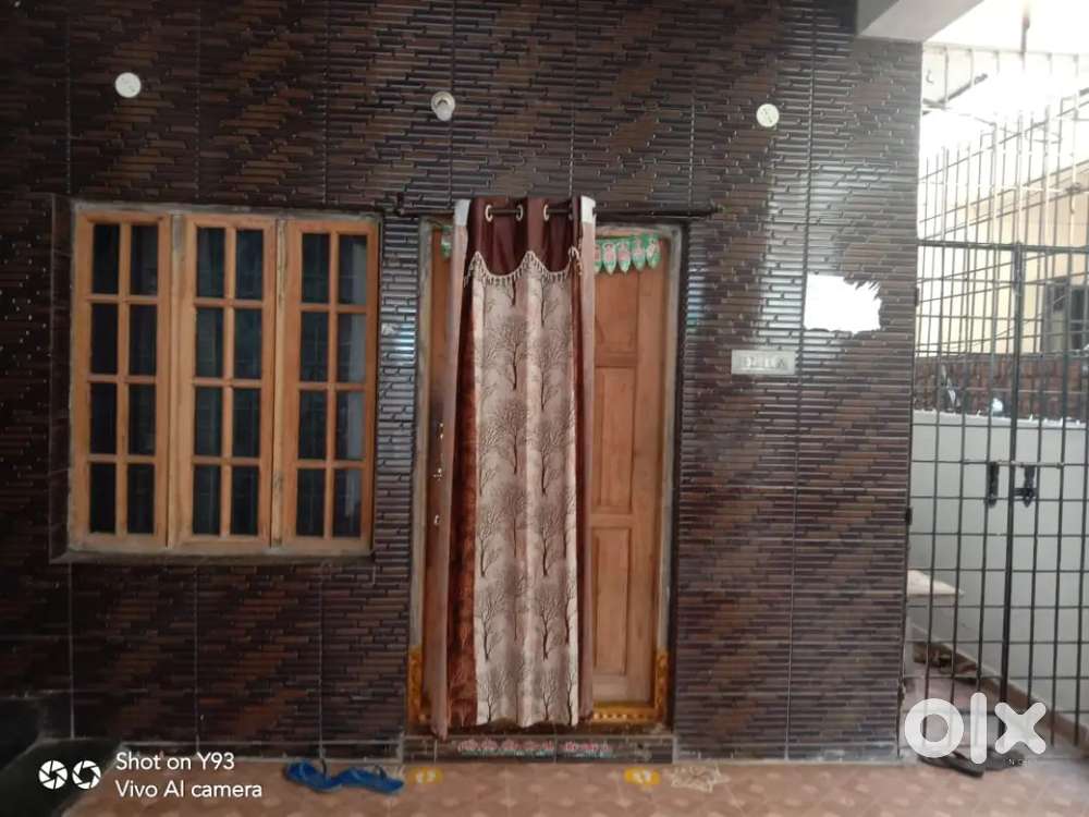 2 bhk available for rent at Punjab Hotel Jn, Madhavadhara, Marripalem.