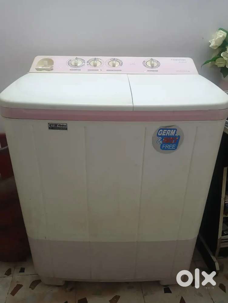 Videocon dolphin 6.8 kg semi automatic washing machine
