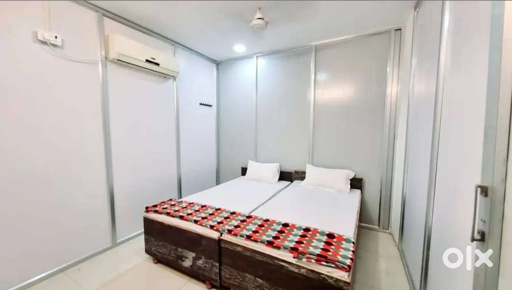 1 BHK ka flat for sale Chetganj Varanasi
