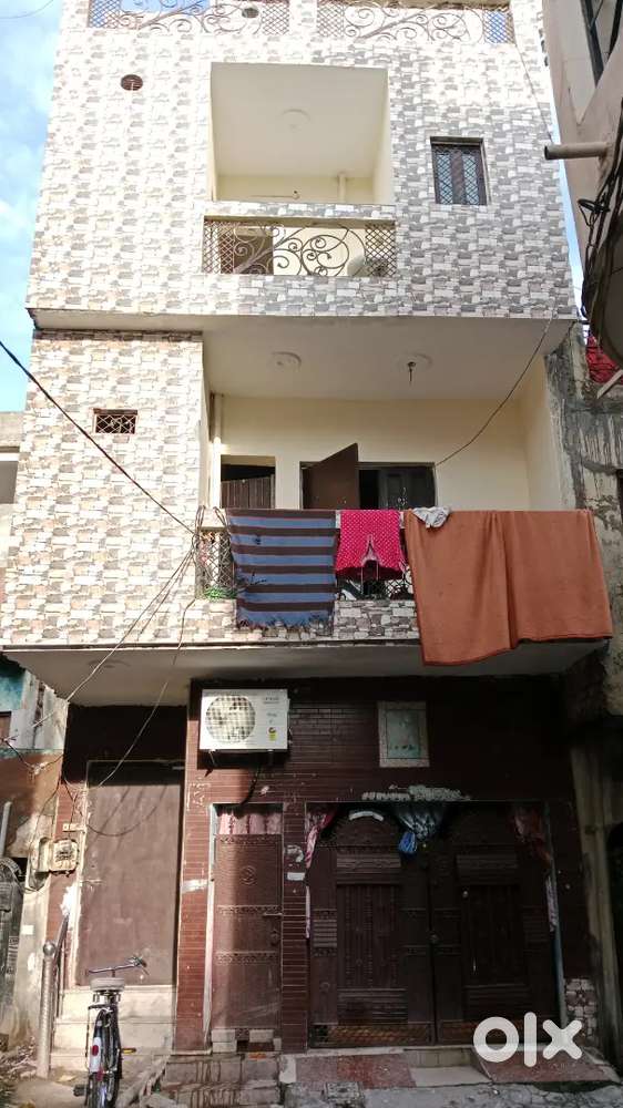 House for sale badshahpur good location MCG Aproowed 24 hours light