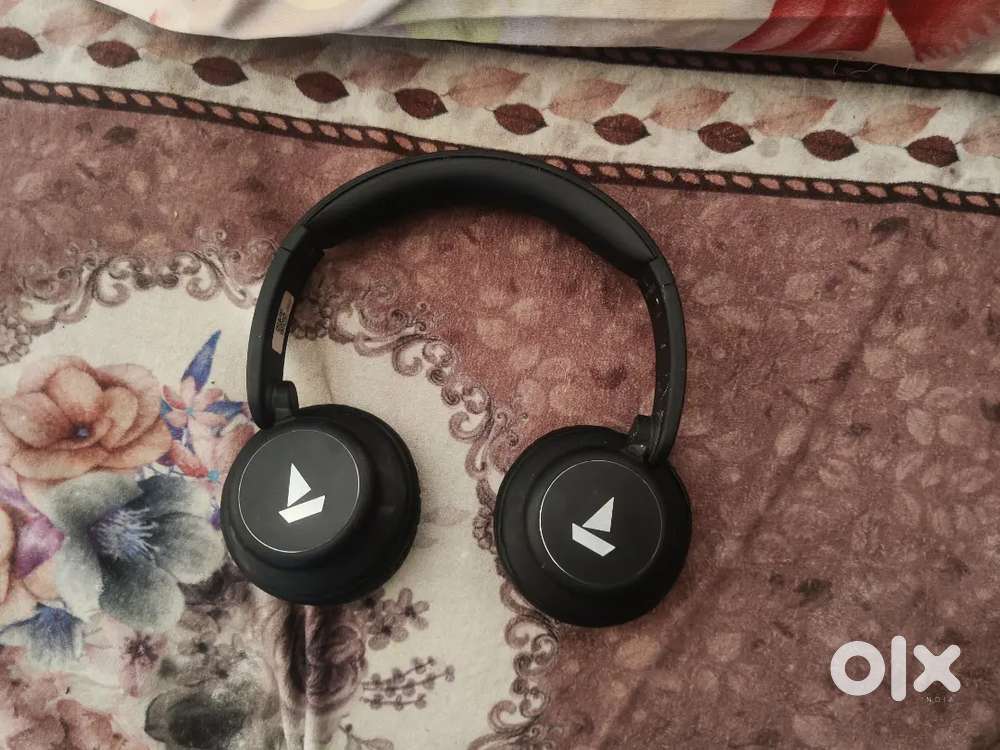 Boat head phone brand new rockerz 450