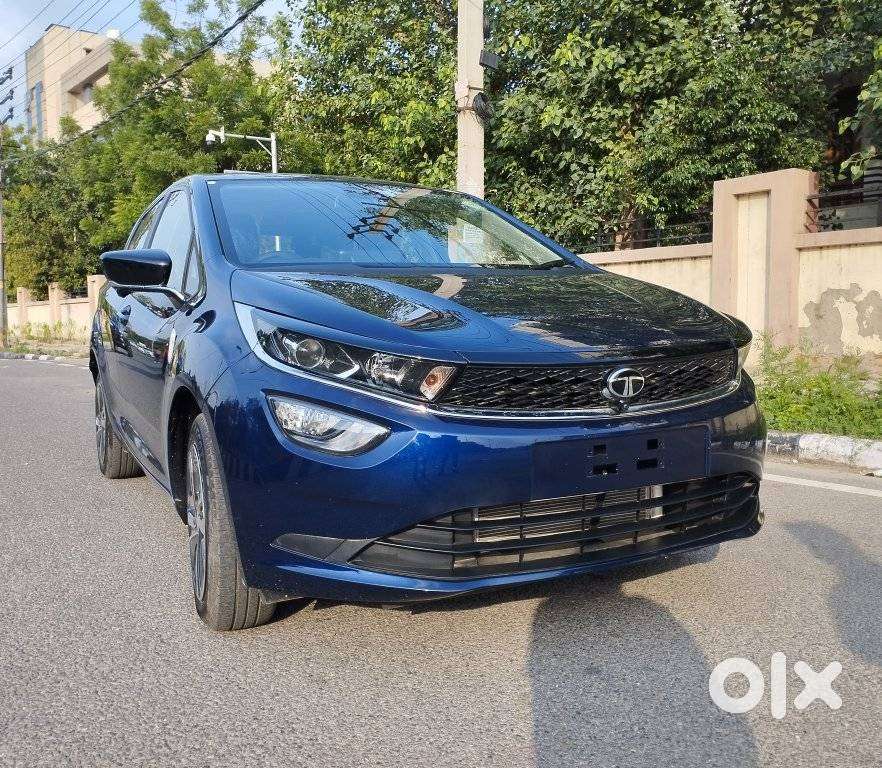 Tata Altroz XZ Plus (O) (S) iCNG, 2025, CNG & Hybrids