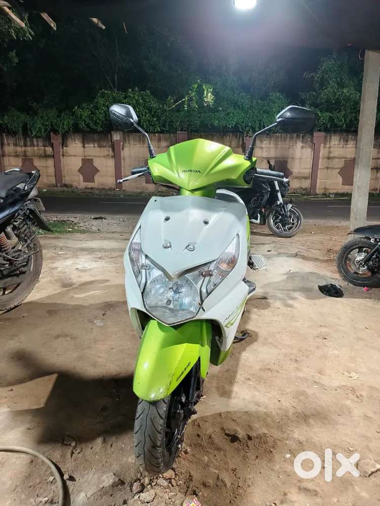 Honda Dio fast owner scooty look like a new condition