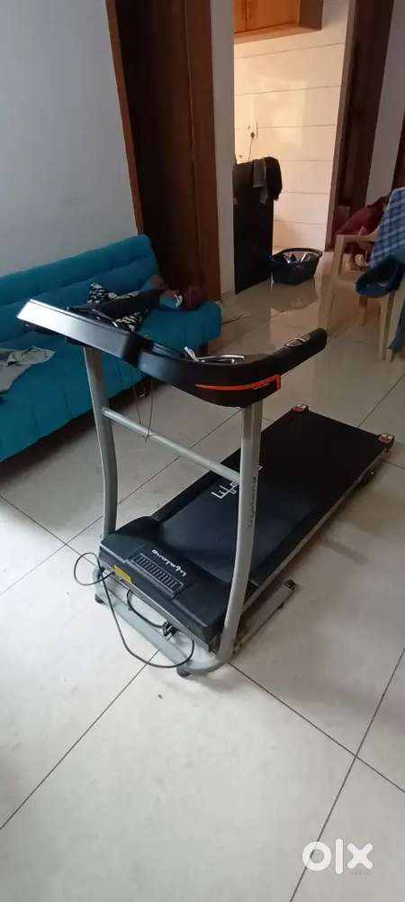 Tread mill