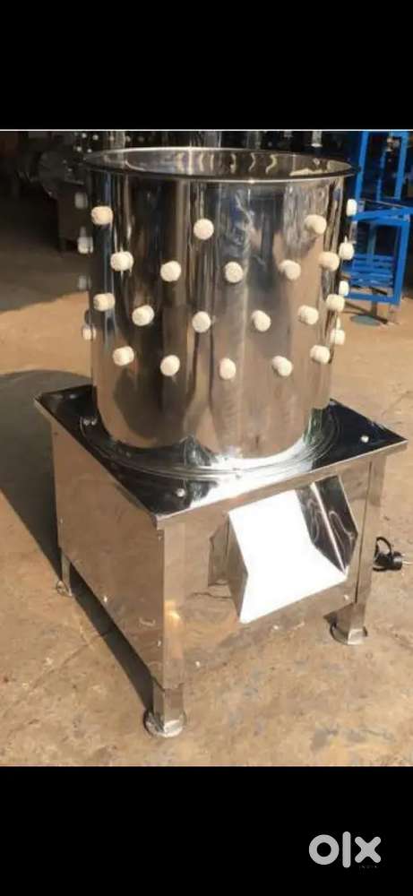 Chicken cleaning machine