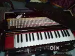 BRAND NEW 9 SCALE CHANGER HARMONIUM. WITH 1 YEAR WARRANTY