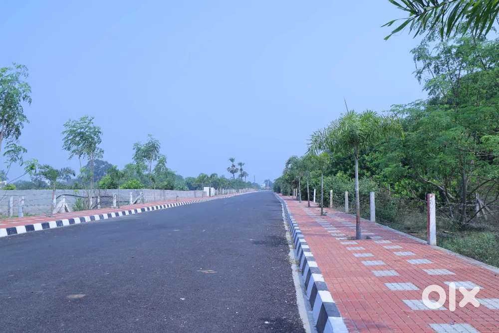 GATED COMMUNITY PLOT FOR SALE.