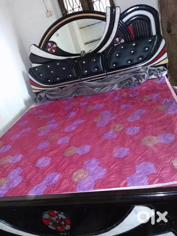 King size bed  7/7