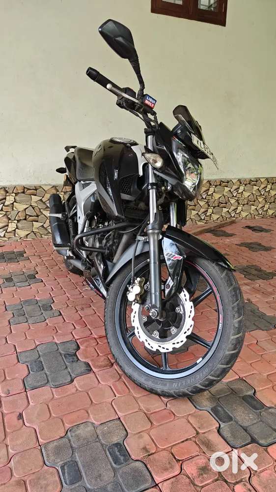 Neat condition Apache RTR 160 4v