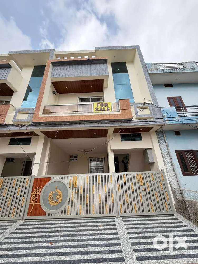 मकान बेचना हे 40 फिट रोड पर गेटोड जी मंदिर तीतरड़ी से 1 किलोमीटर पहले