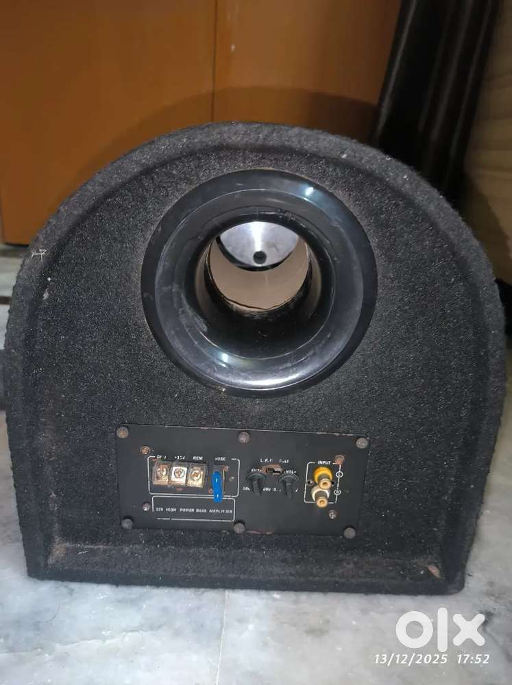 8 inch car basstube 11 month used