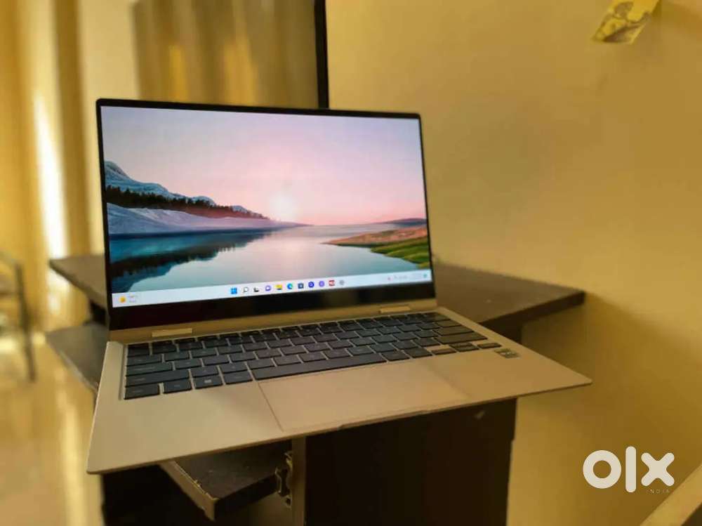 SAMSUNG GALAXY BOOK 2 Pro 360 laptop