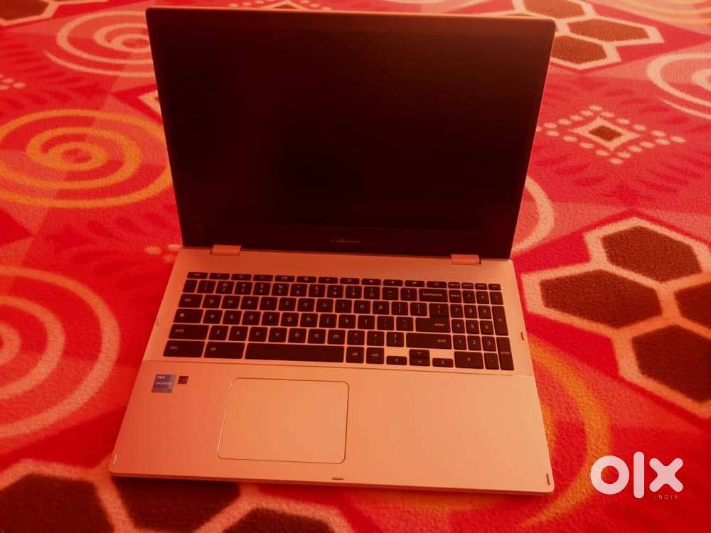 Asus Chromebook 15 inch screen